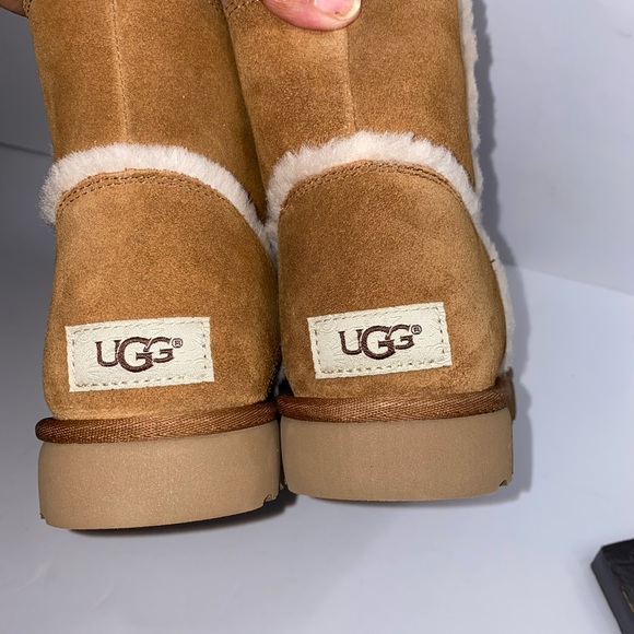 UGG Classic Mini Spill Sean Booties Size #8 - Picture 10 of 15